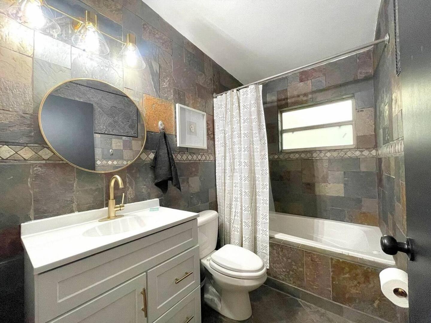 Holiday home Sodo Getaway 3Br, Pets, 20 Min To Mco & Disney! *