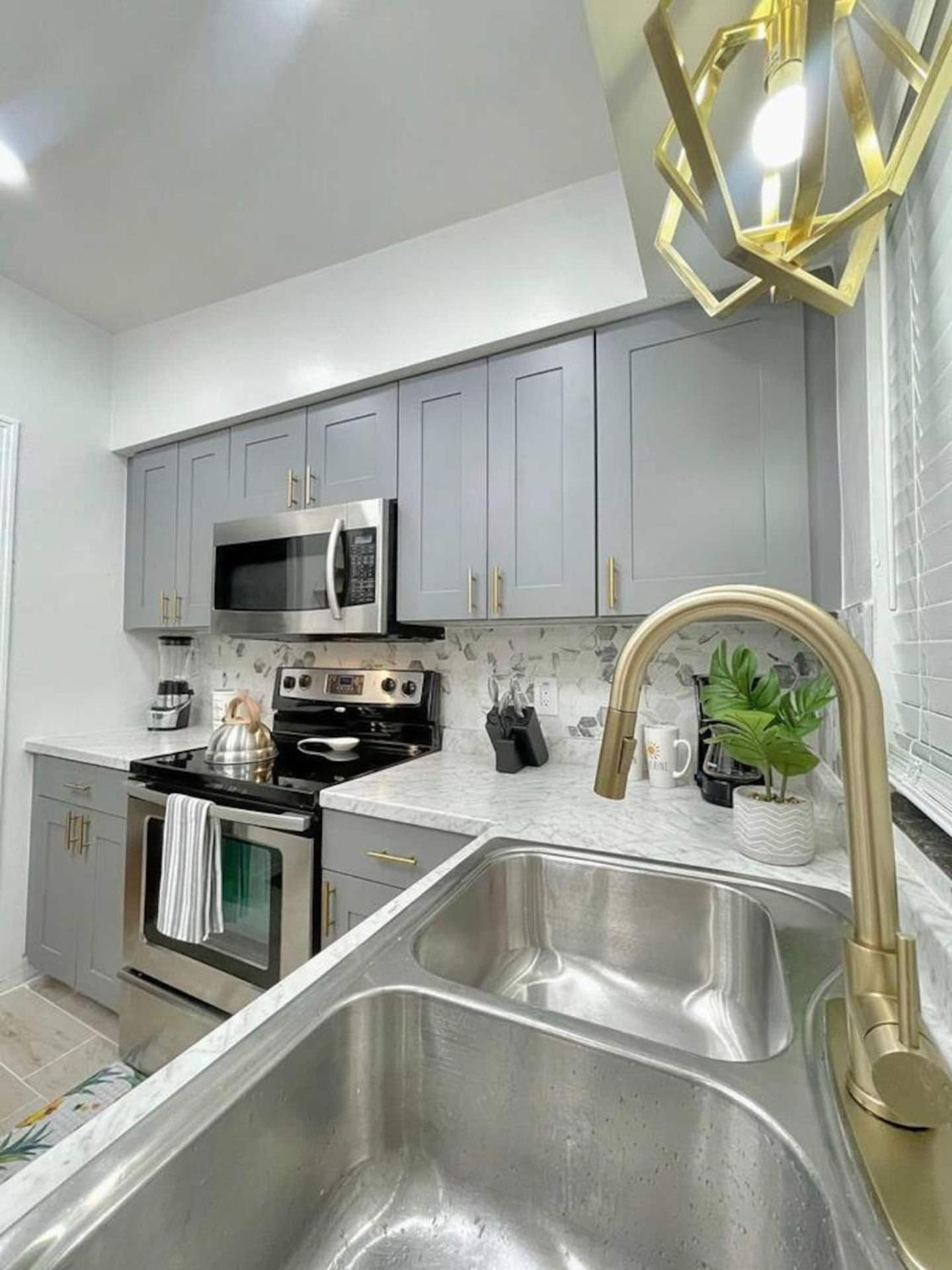Sodo Getaway 3Br, Pets, 20 Min To Mco & Disney! Holiday home Orlando