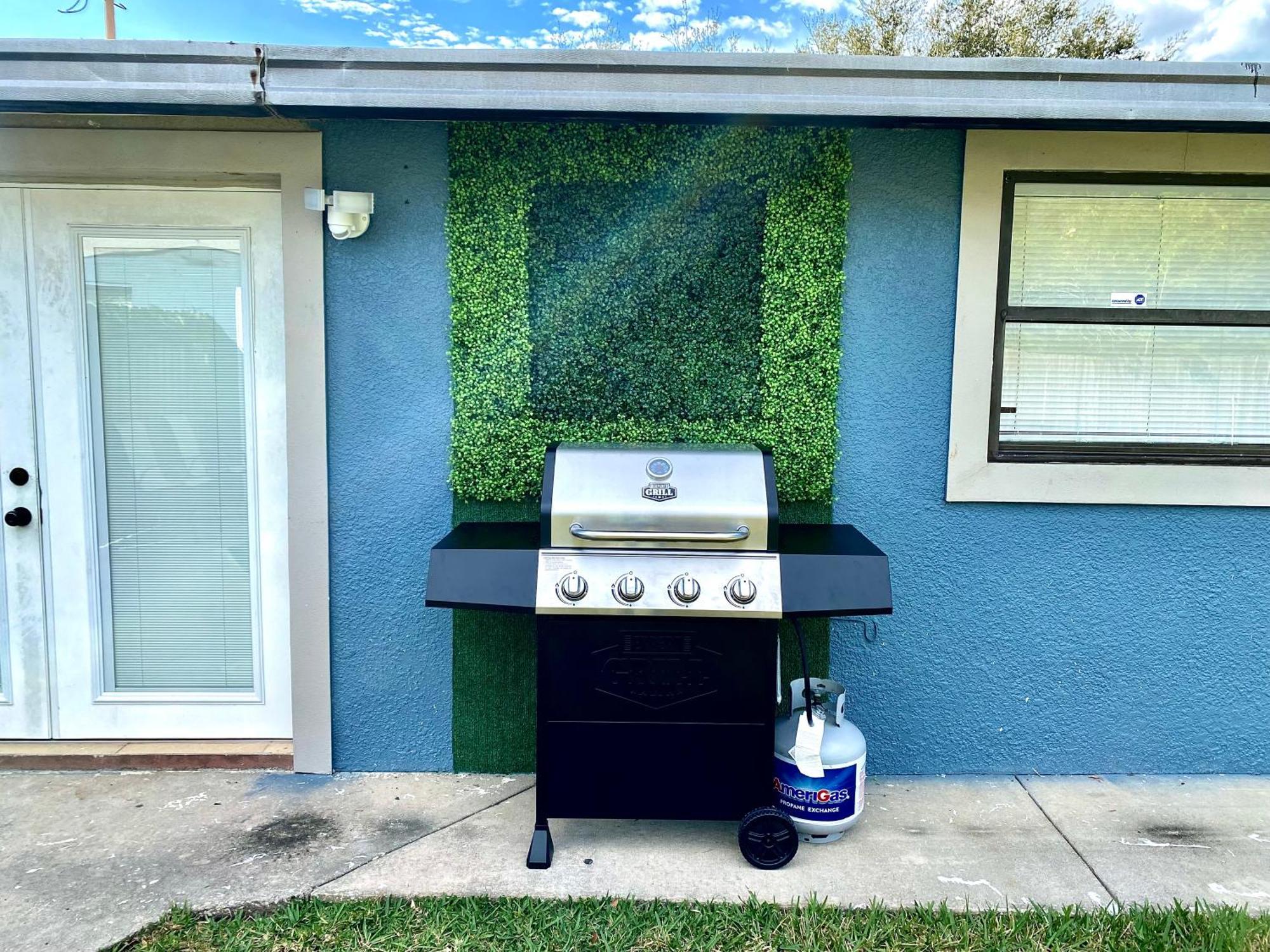 Holiday home Oasis, Cozy Near Attractions!