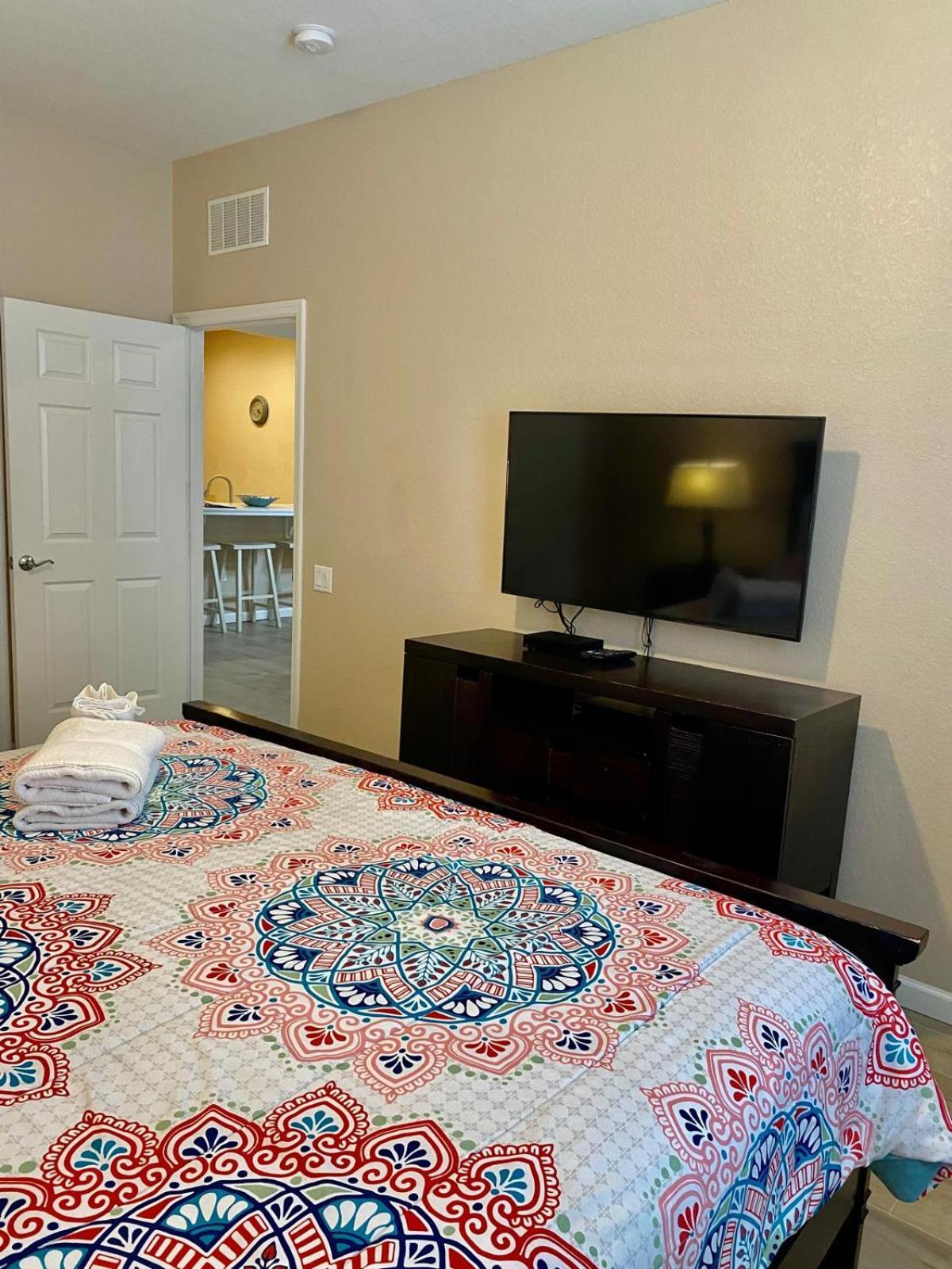 Apartment Universal Area