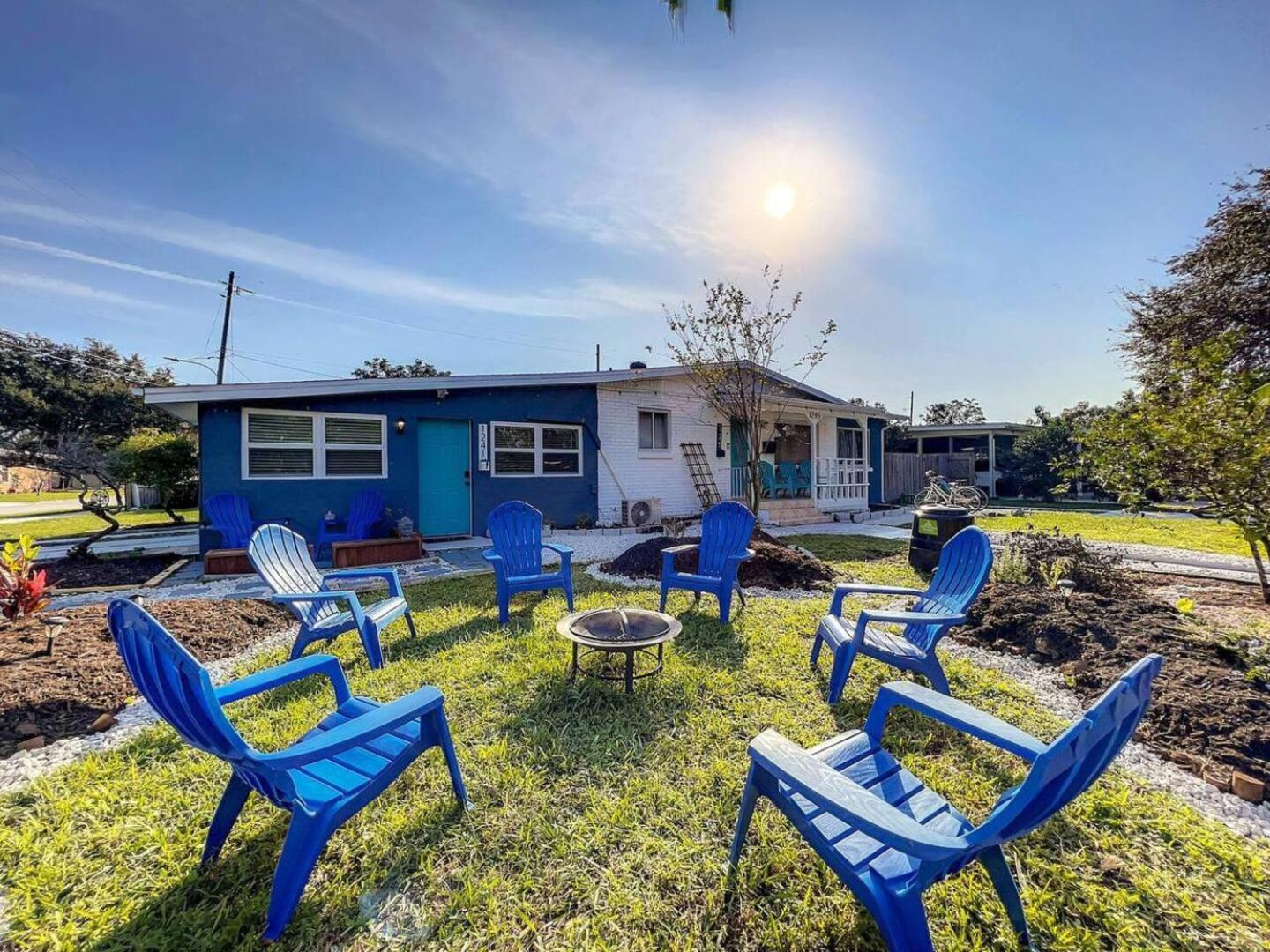 Holiday home Pet-Friendly 1Br, 3 Beds, Wifi 10 Min To Dwntn!