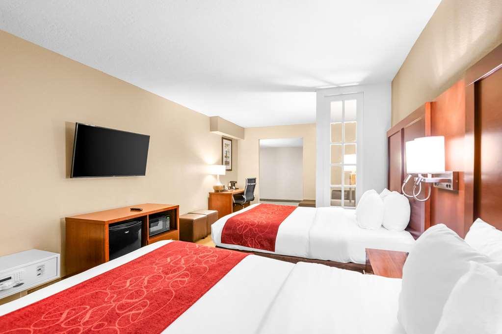 Comfort Airport Hotel 3*