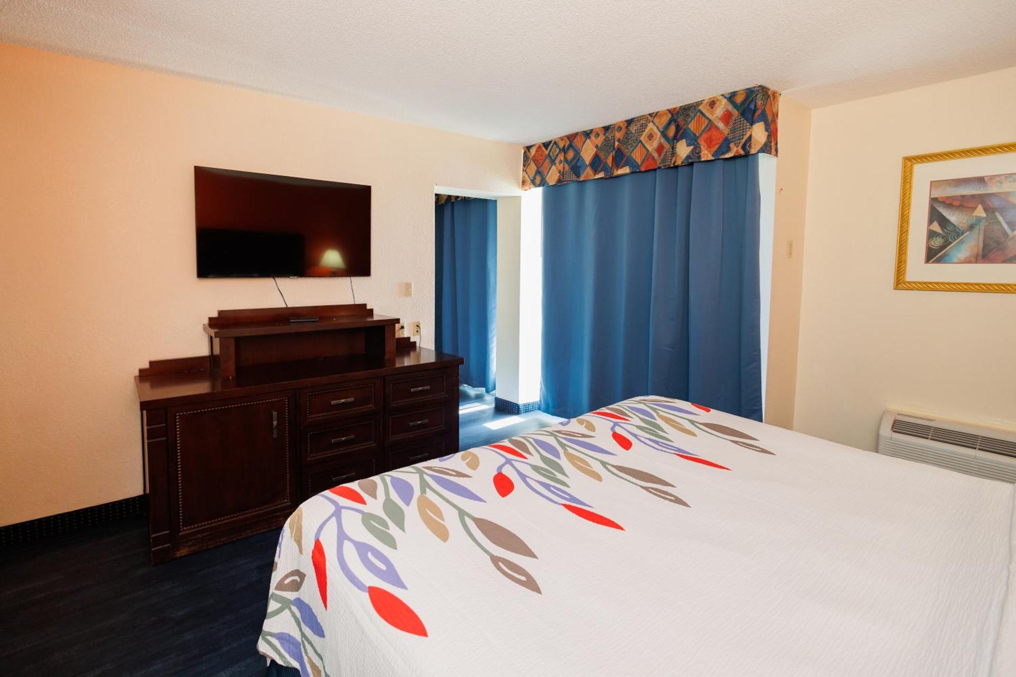 Garnet & Suites, Hotel