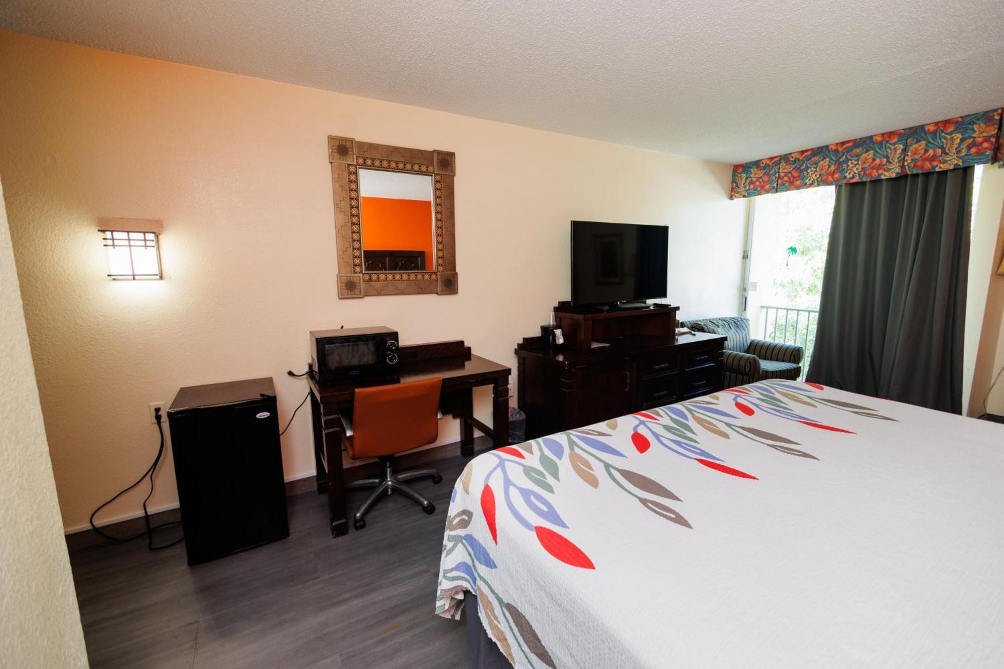Hotel Garnet & Suites, Orlando
