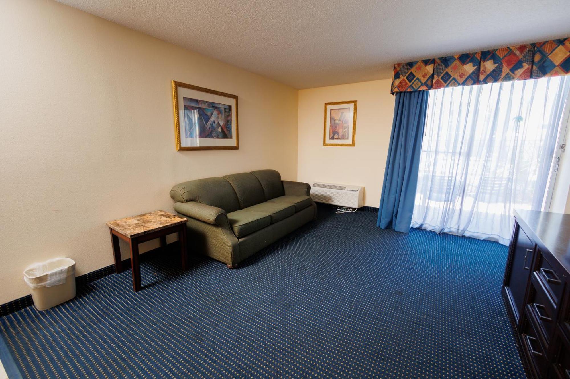Hotel Garnet & Suites, Orlando