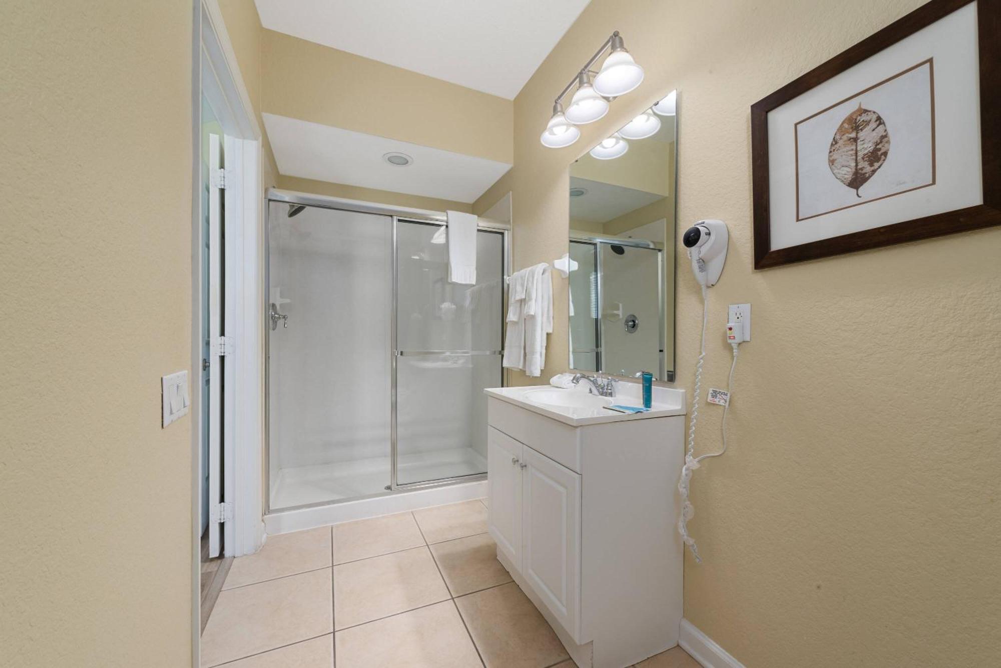 Townhome In 3 Suits *
