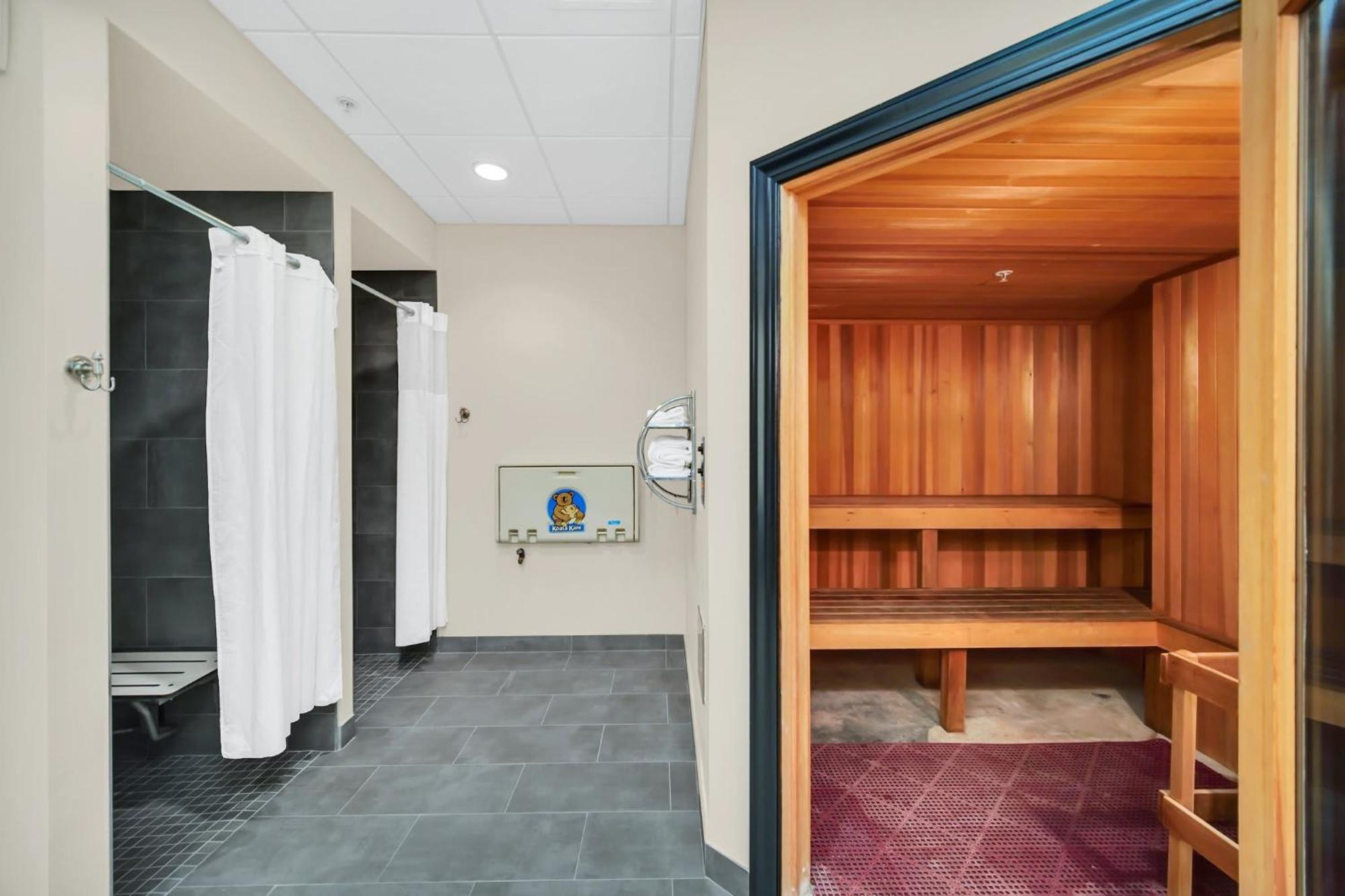 Modern 3br Near Disney- Pool And Hot Tub Holiday home *