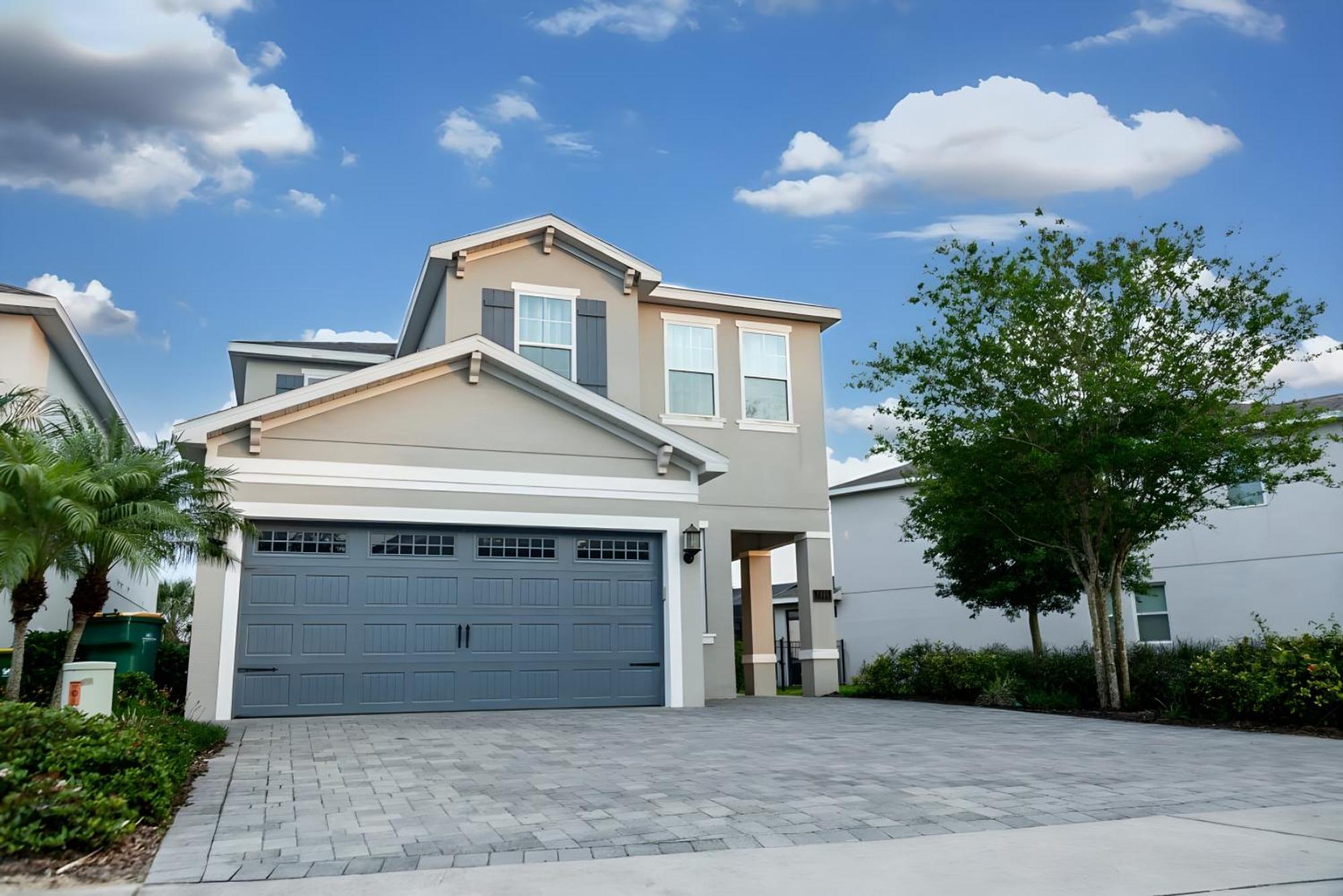 Decorated With Pool At Encore Community 10000b *