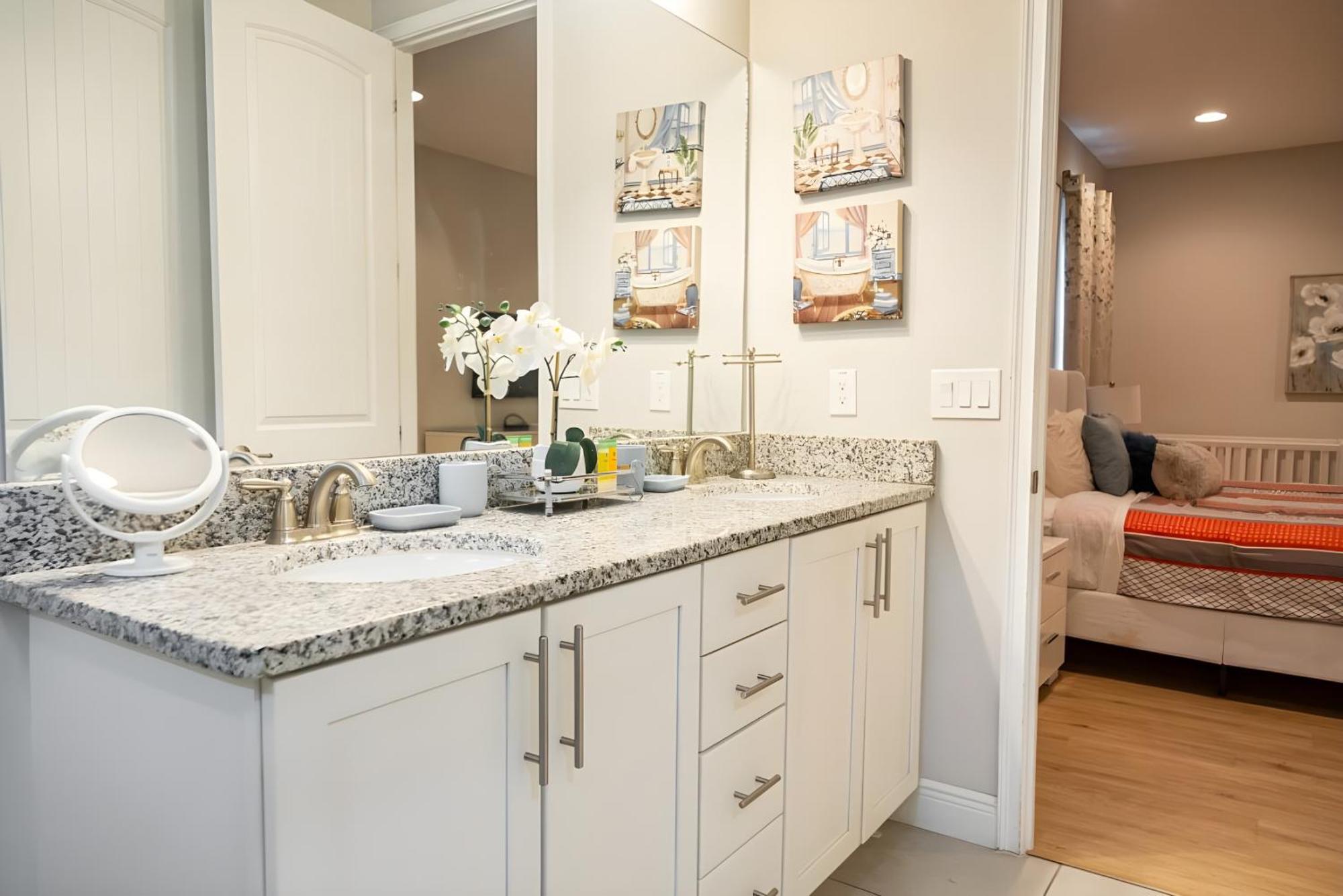 Decorated With Pool At Encore Community 10000b Orlando