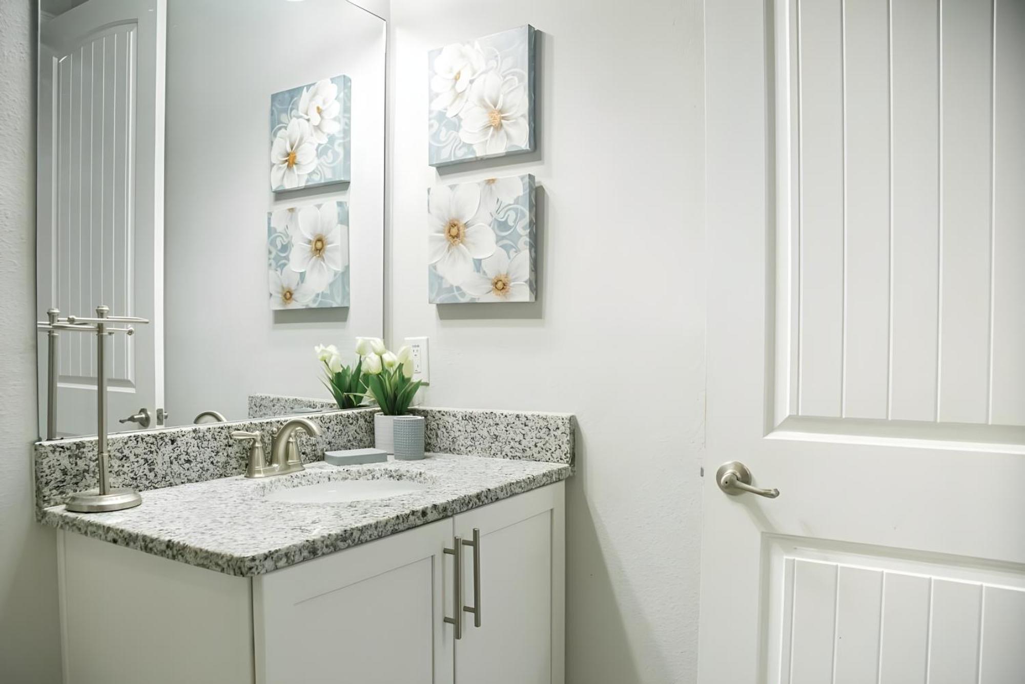 Decorated With Pool At Encore Community 10000b Orlando