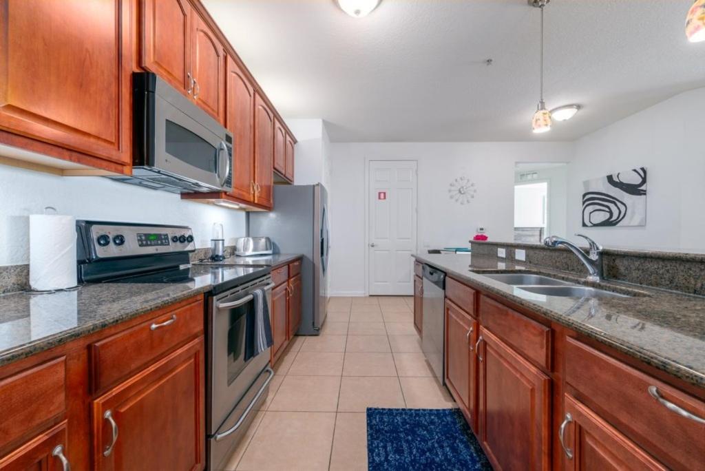 Your Vista Cay Lakeview Allure * Orlando