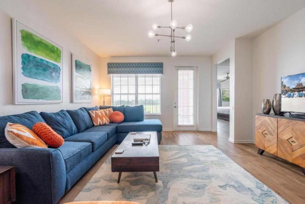 Your Vista Cay Lakeview Allure