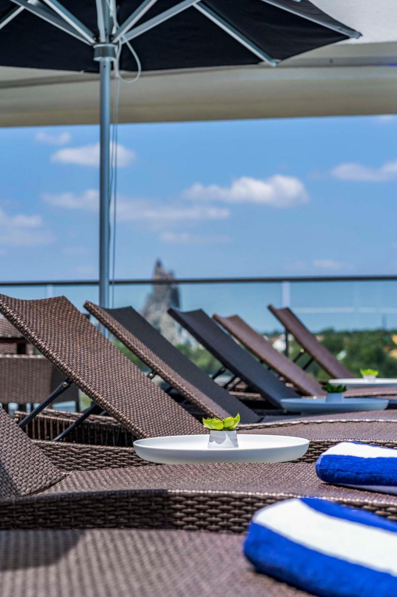Cambria Near Universal Theme Parks 4* Orlando