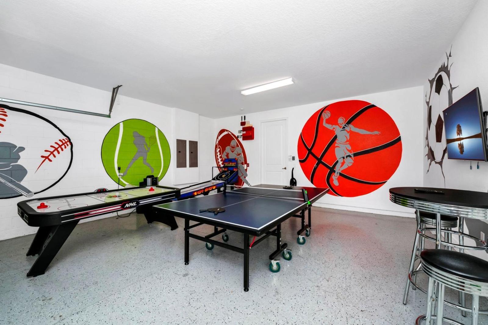 Marvelous By Rentyl With Private Pool And Water Park Access Near - 131la Holiday home *