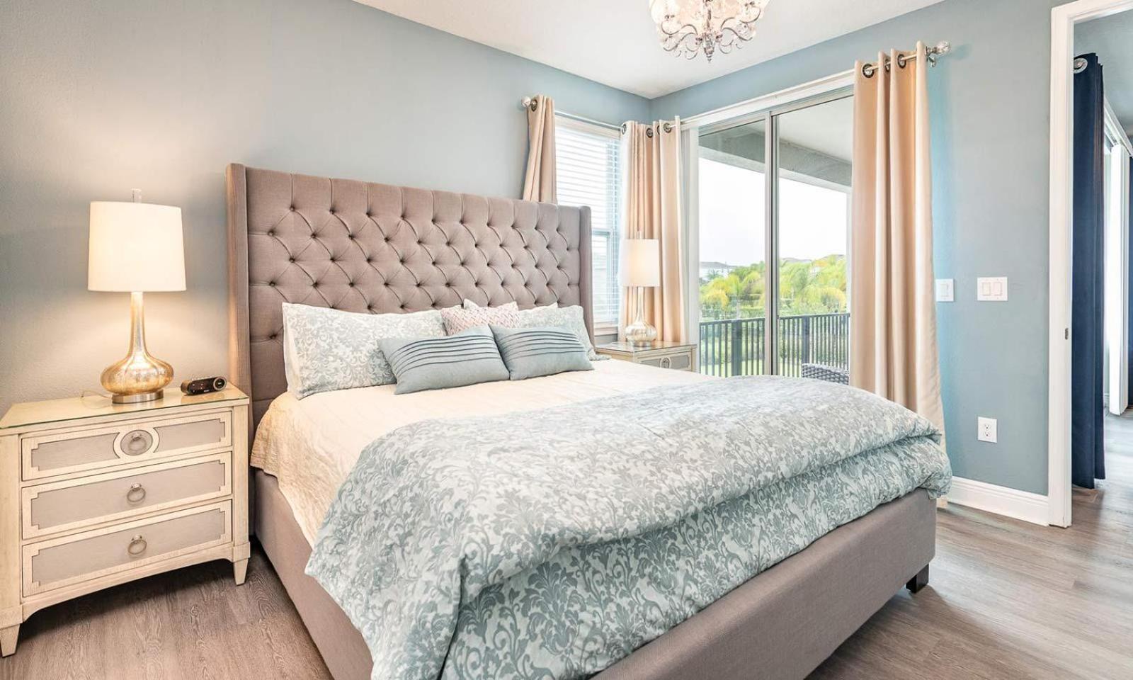 Large 11 Bdrm With Private Pool And Water Slide At Encore *