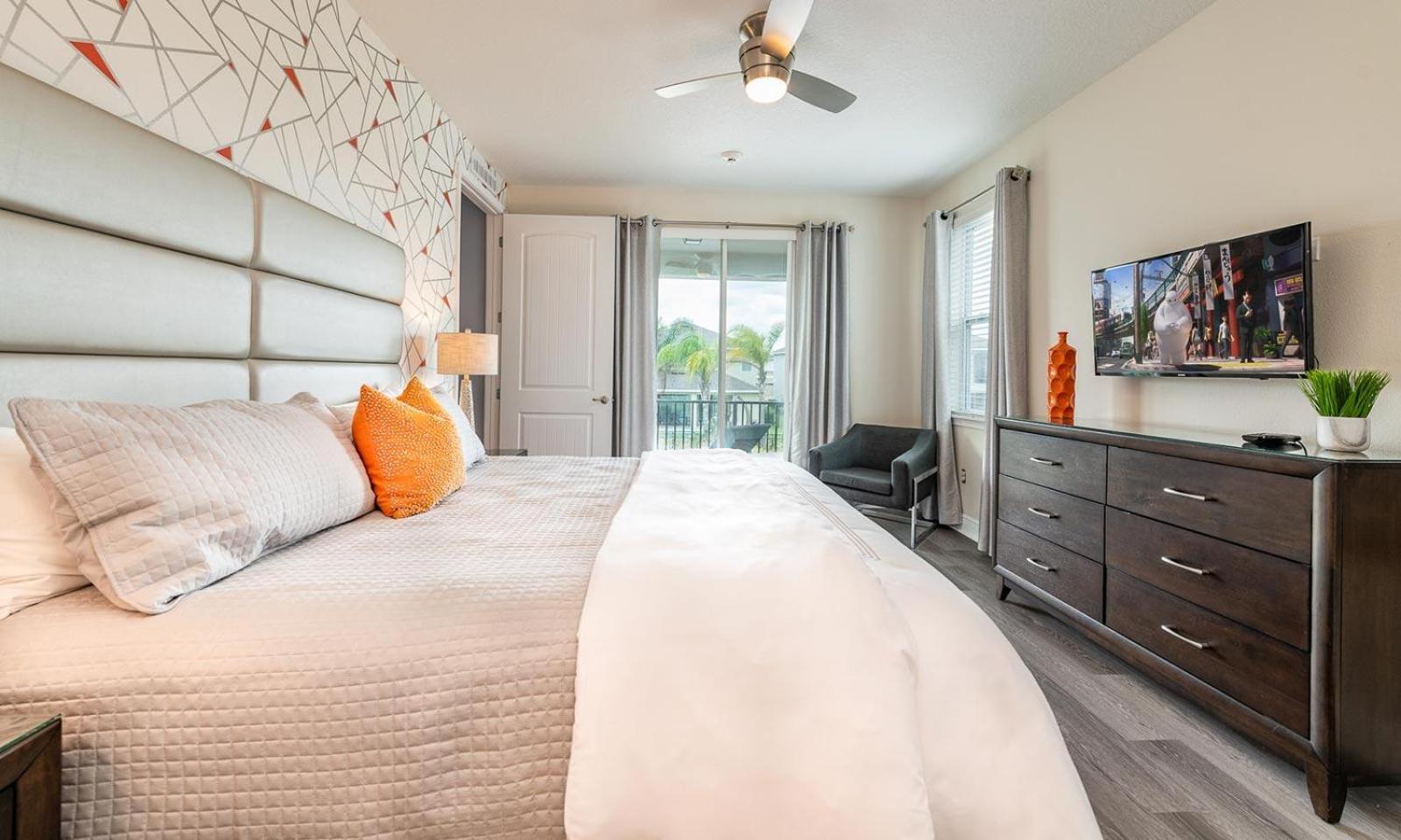 Holiday home Large 11 Bdrm With Private Pool And Water Slide At Encore *