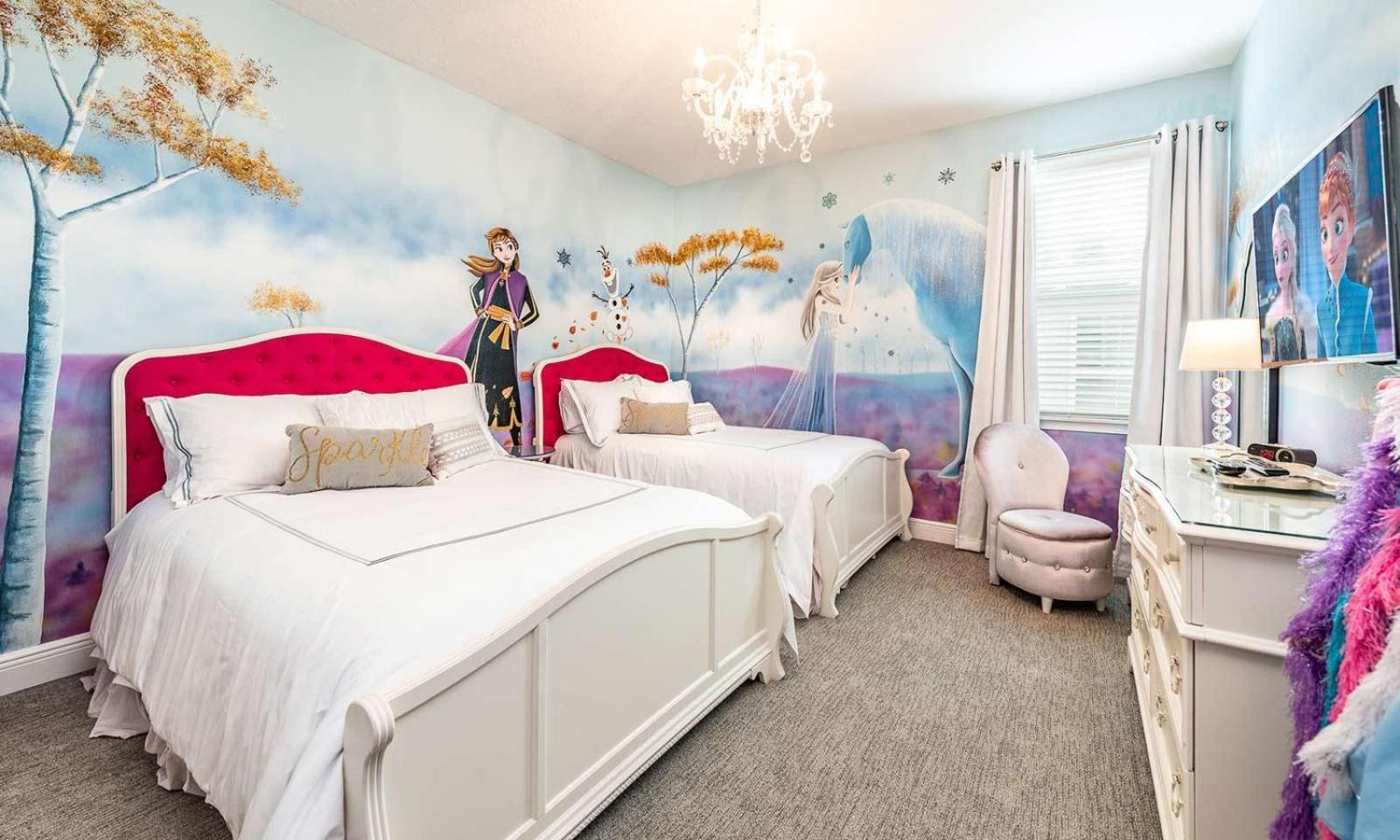 Large 11 Bdrm With Private Pool And Water Slide At Encore *