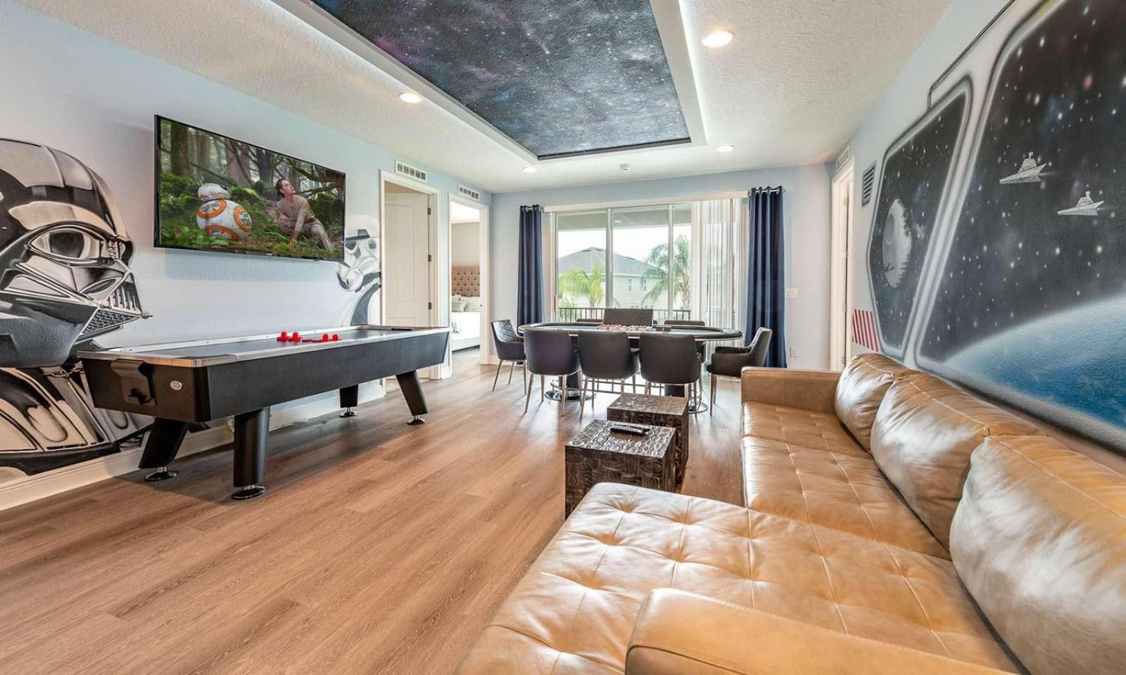 Large 11 Bdrm With Private Pool And Water Slide At Encore Holiday home