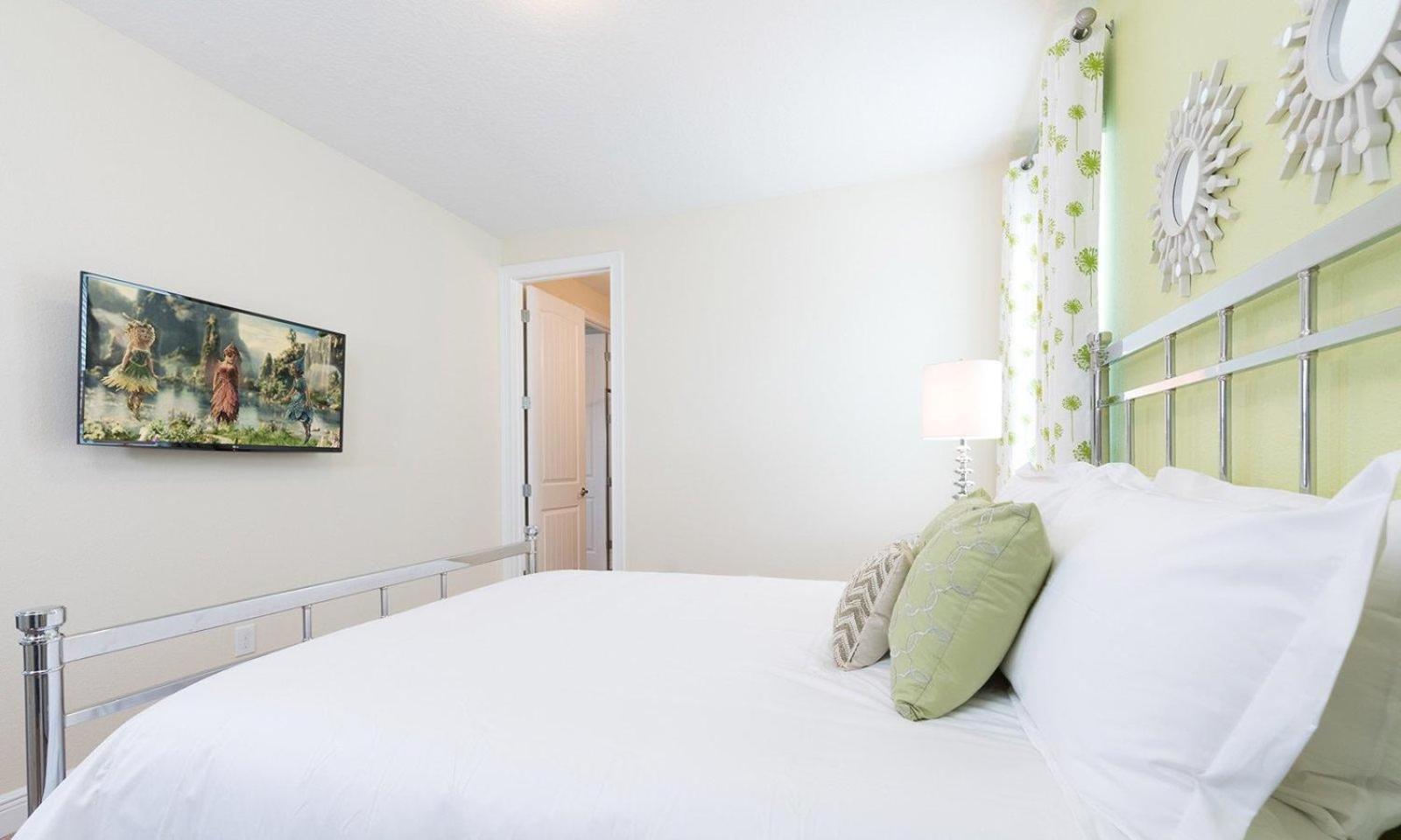 Sumptuous 5 Bdrm With Pool At Encore