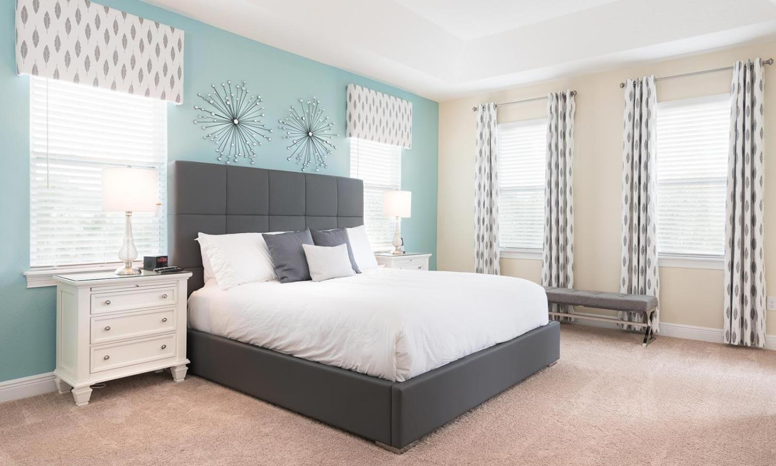 Sumptuous 5 Bdrm With Pool At Encore