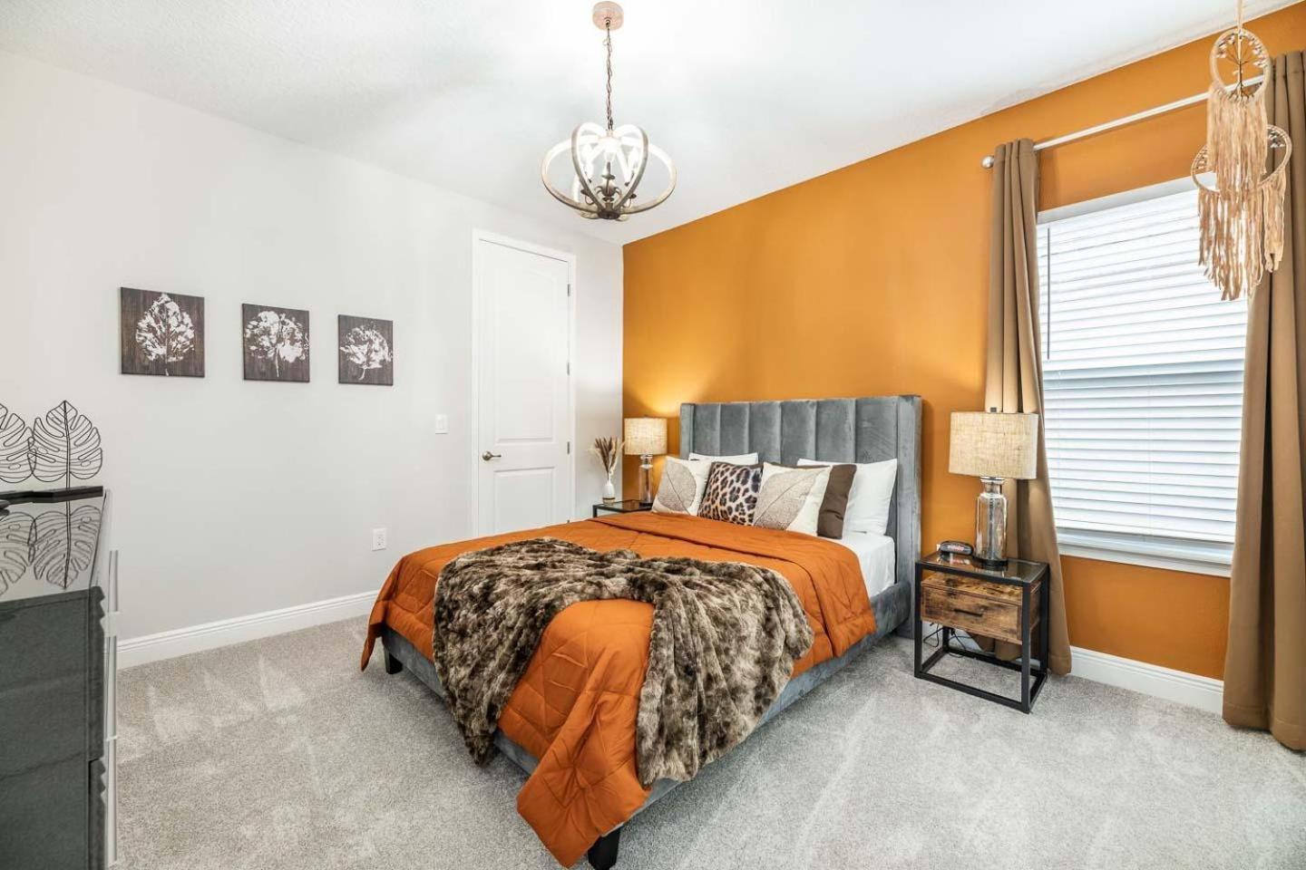 Sophisticated 6 Bdrm With Movie At Encore Orlando