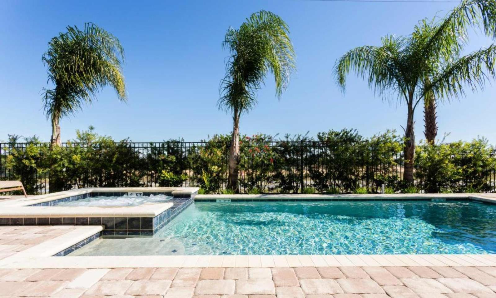 Holiday home Sun-filled 10 Bdrm House With Backyard Pool At Encore Orlando