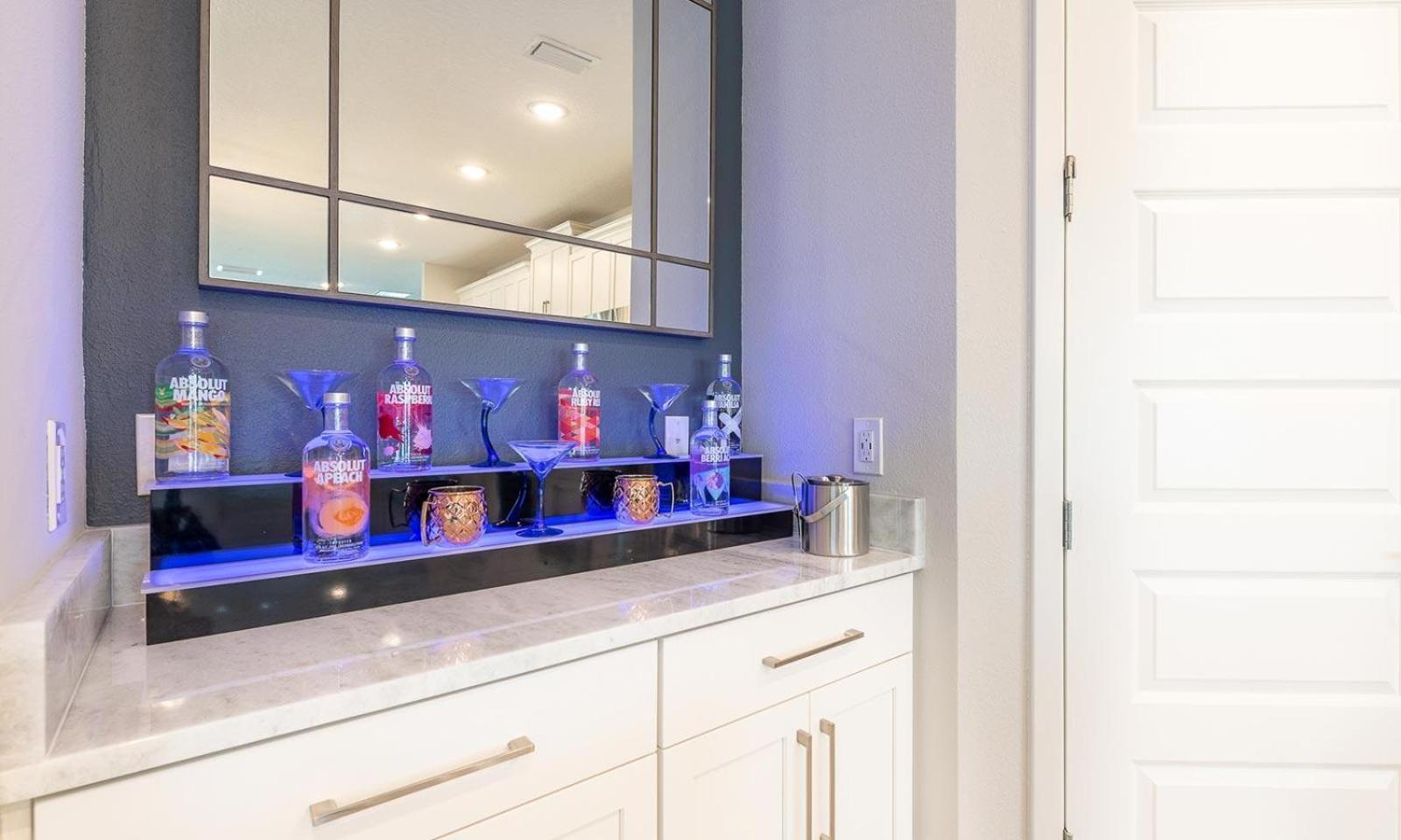 Energetic Bright 9 Bdrm With Theater At Encore *