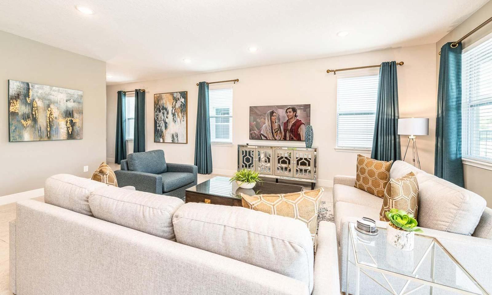 Chic 4 Bdrm With Gaming Loft At Encore Holiday home *