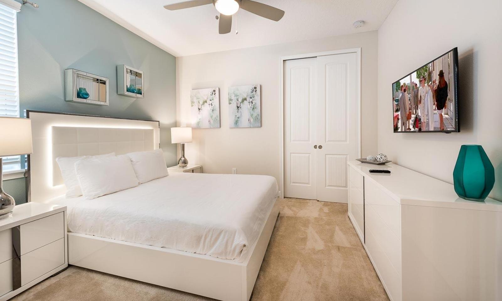 Holiday home Modern 6 Bdrm Retreat With Private Pool In Encore