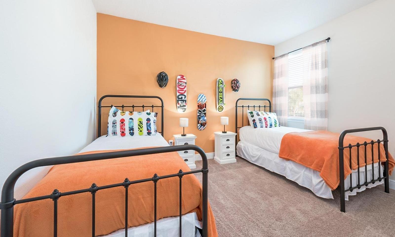 Warm 6 Bdrm With Private Pool At Encore Orlando