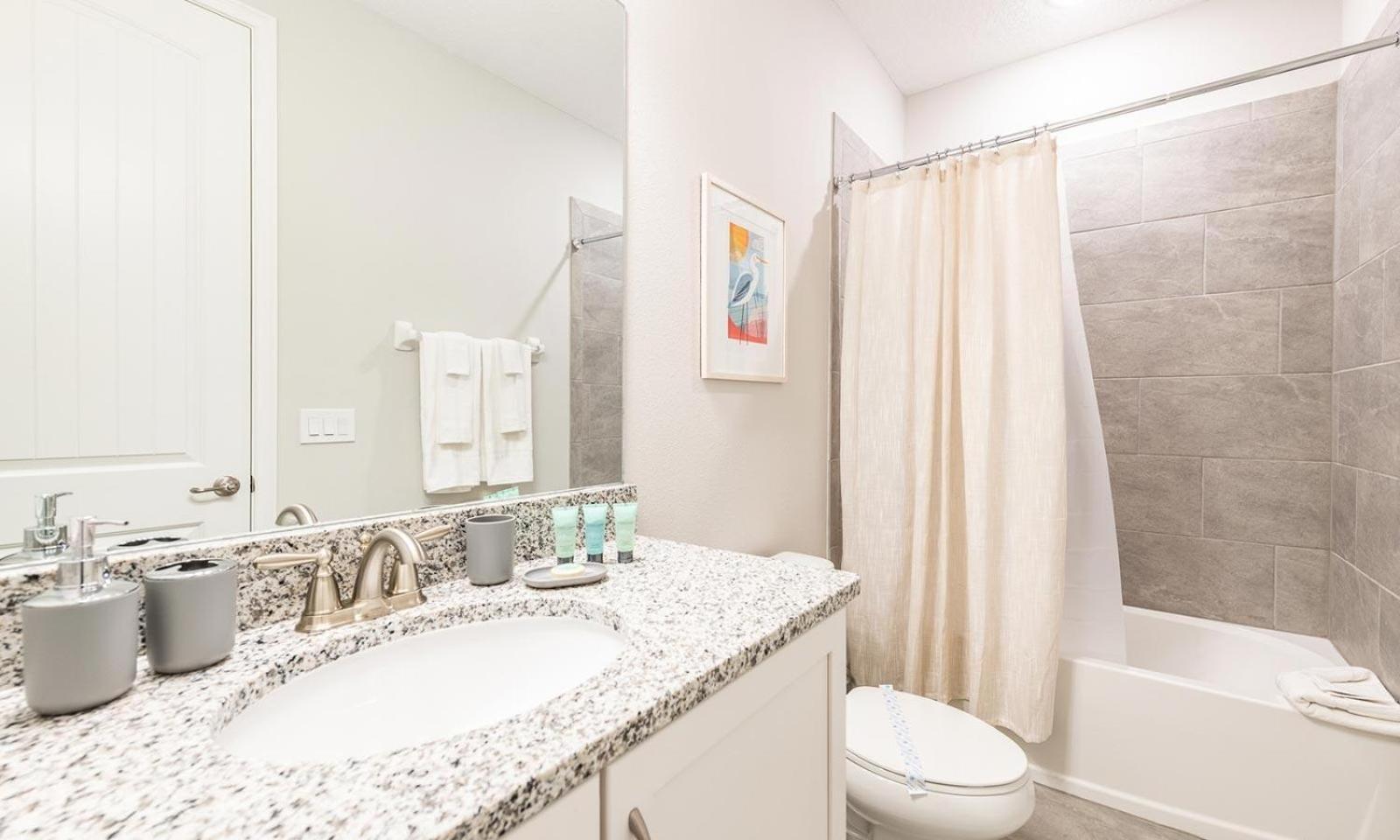 Marvelous 5 Bdrm With Galactic Themed Bedroom At Encore Holiday home