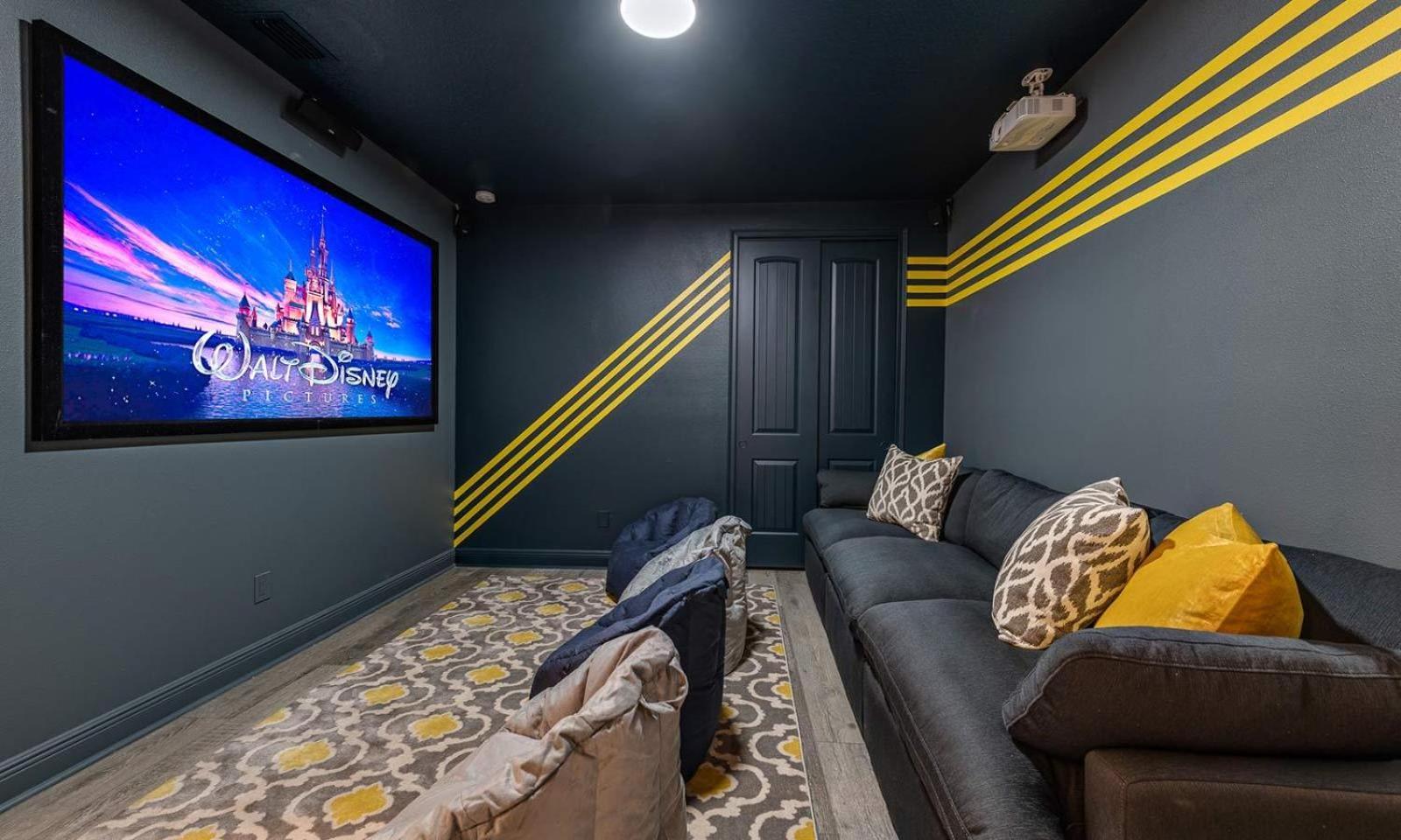 Marvelous 5 Bdrm With Galactic Themed Bedroom At Encore Holiday home