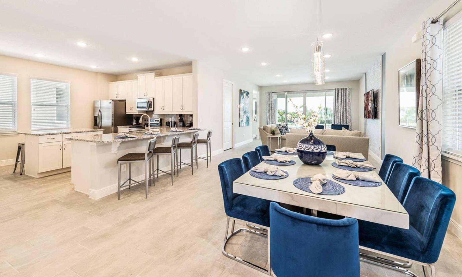 Marvelous 5 Bdrm With Galactic Themed Bedroom At Encore *