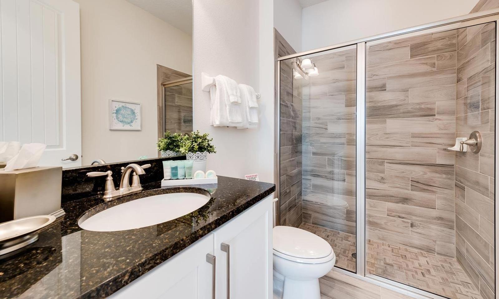 Holiday home Homey 5 Bdrm With Private Pool At Encore *