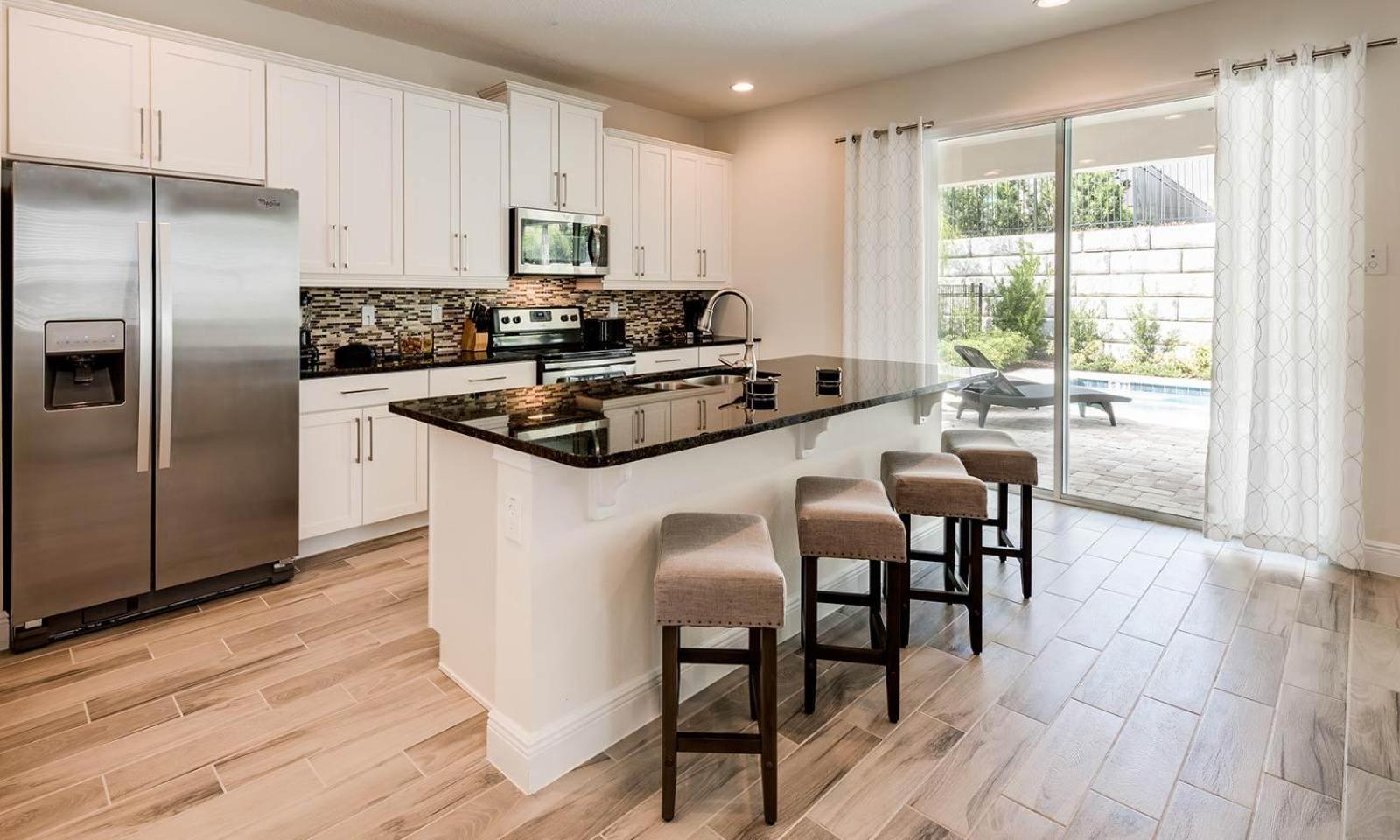 Homey 5 Bdrm With Private Pool At Encore Holiday home