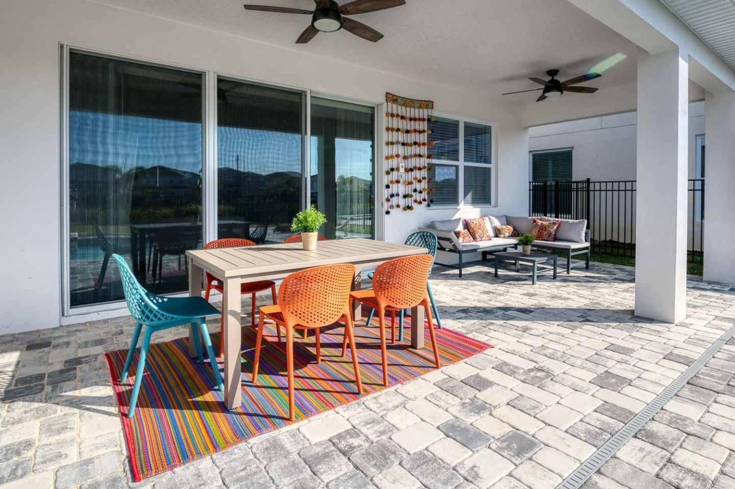 Colorful 8 Bdrm With Theater At Encore