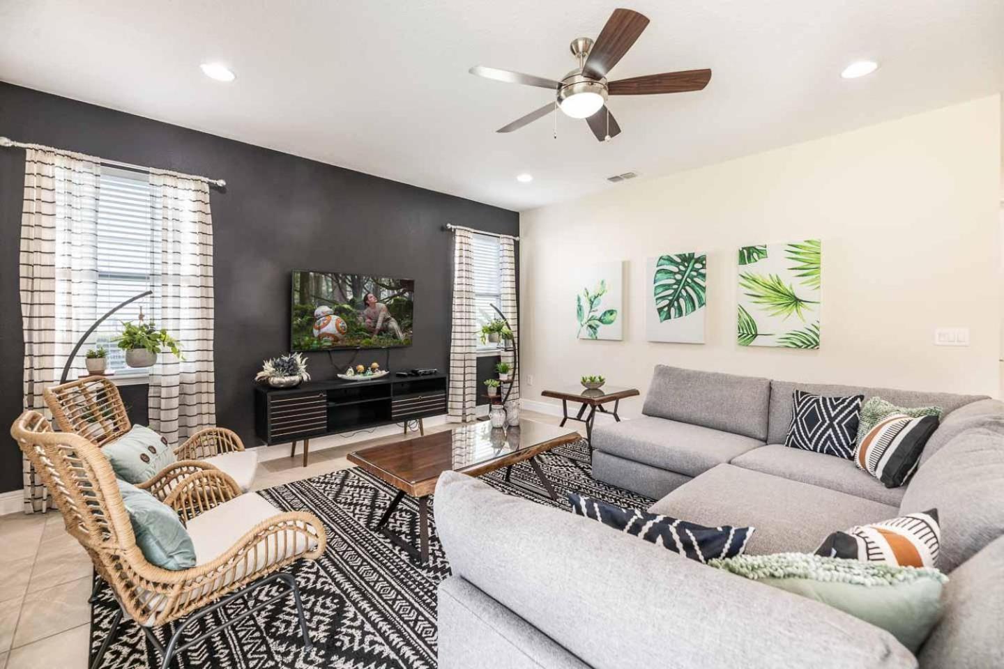 Holiday home Unique 5 Bdrm With Game At Encore *