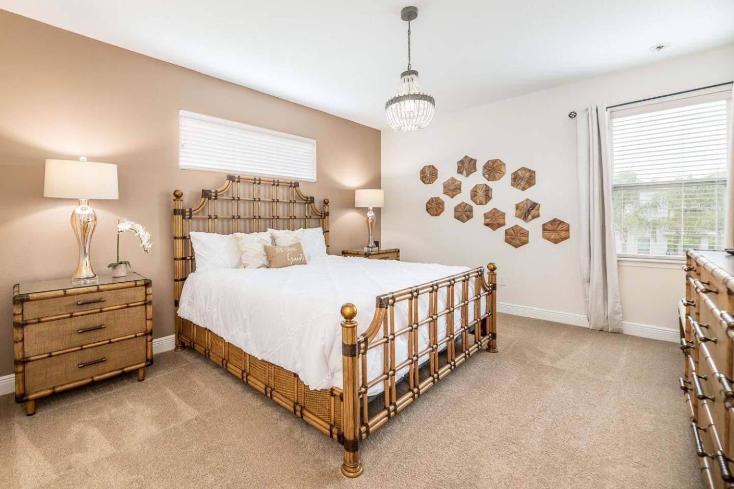 Unique 5 Bdrm With Game At Encore Holiday home