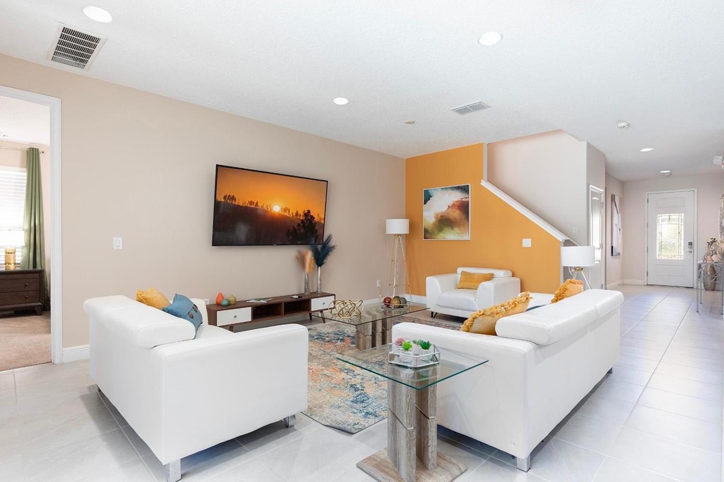 Sunny 8 Bdrm With Themed In Encore Holiday home Orlando