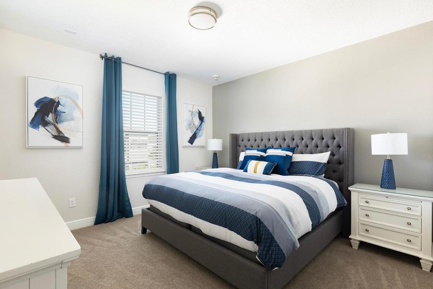 Sunny 8 Bdrm With Themed In Encore *