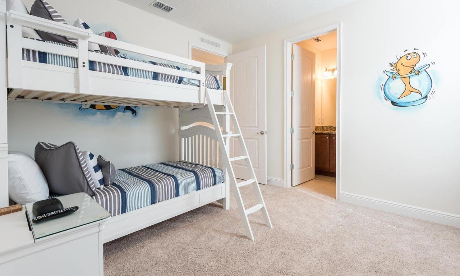 Spacious 8 Bdrm Retreat With Themed Bedrooms In Encore Holiday home *