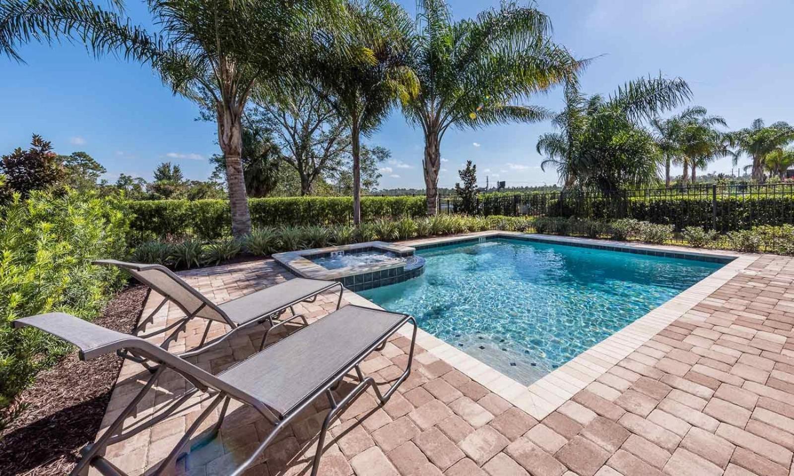 Spacious 8 Bdrm Retreat With Themed Bedrooms In Encore *