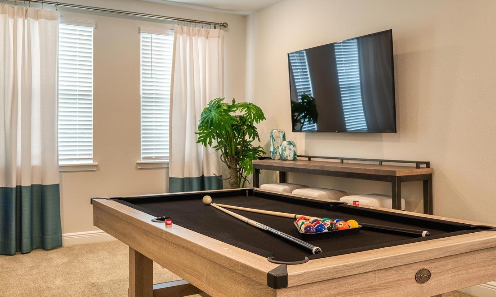 Homely 9 Bdrm With Games At Encore