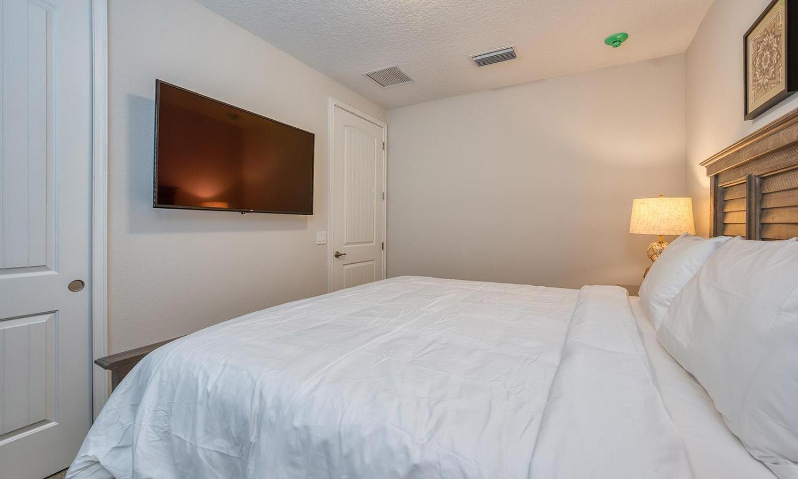 Holiday home Homely 9 Bdrm With Games At Encore