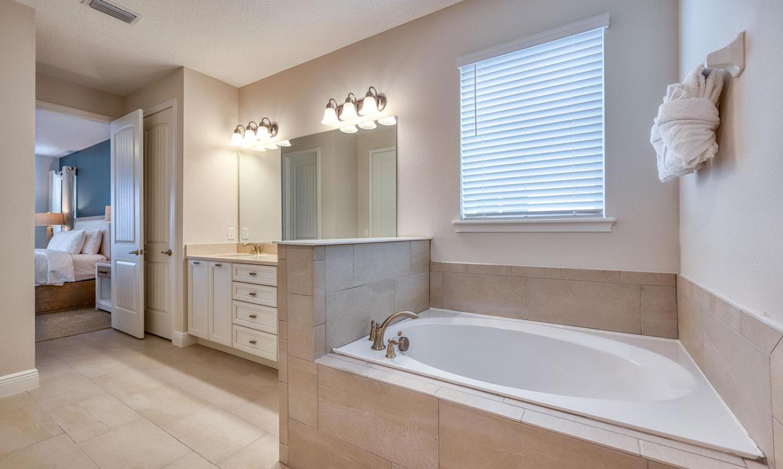 Homely 9 Bdrm With Games At Encore Holiday home Orlando