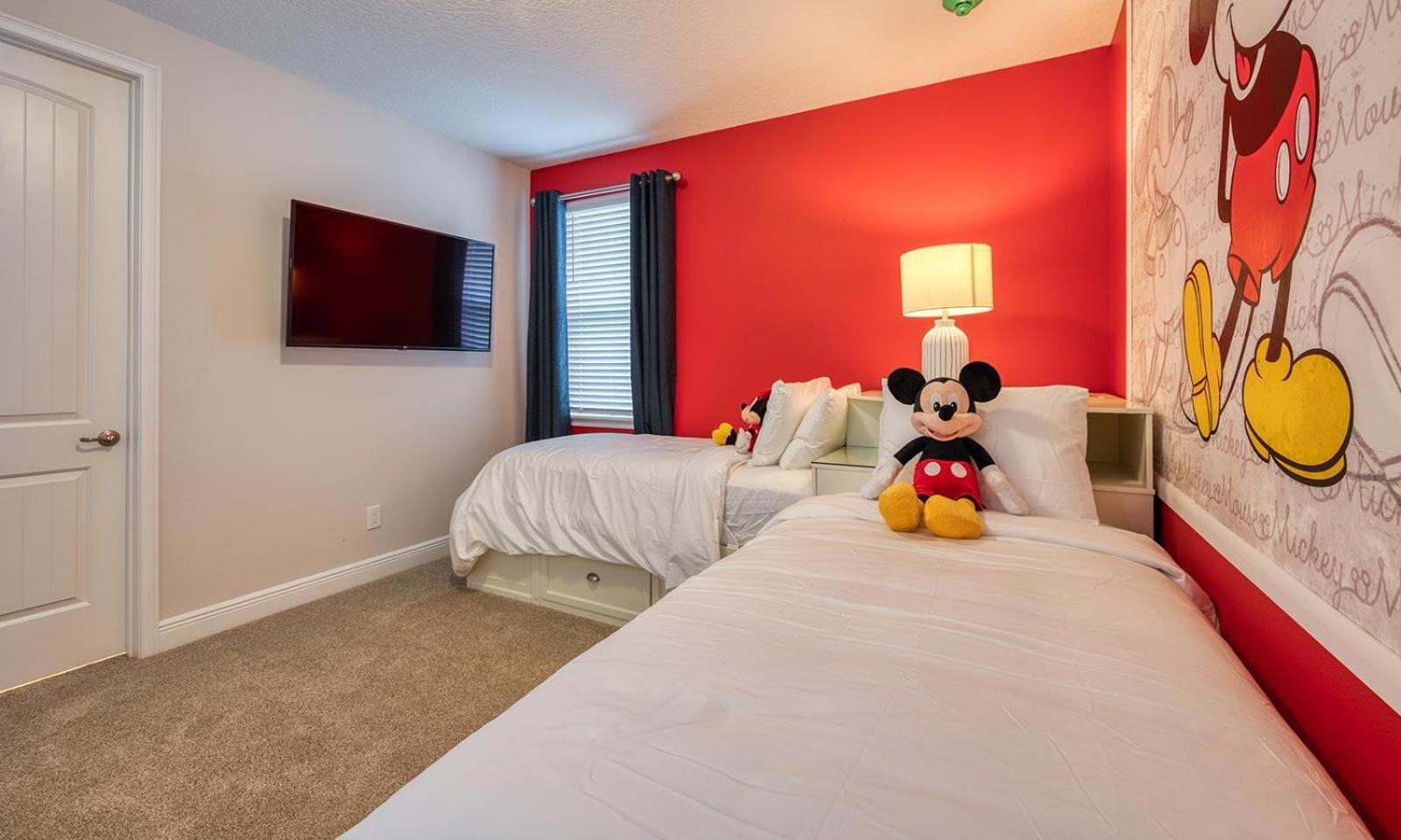 Homely 9 Bdrm With Games At Encore