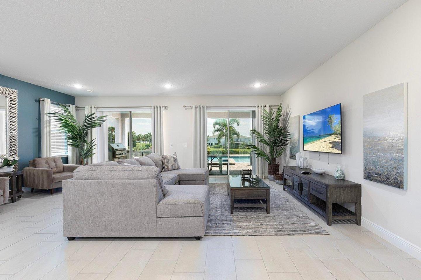 Homely 9 Bdrm With Games At Encore Holiday home Orlando