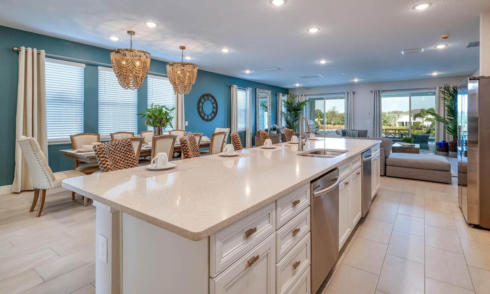 Homely 9 Bdrm With Games At Encore Holiday home
