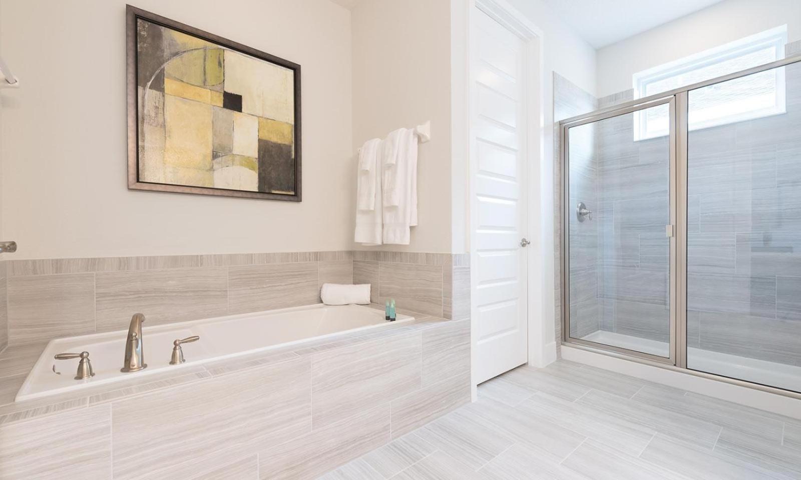 Ultra-modern 5 Bdrm With Games At Encore
