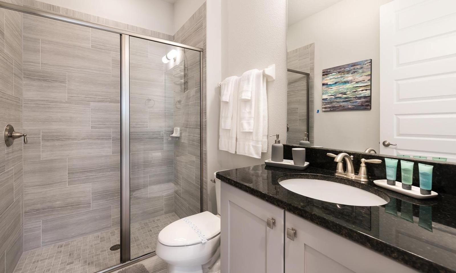 Ultra-modern 5 Bdrm With Games At Encore Holiday home *